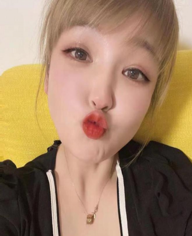 小少妇晴天 1