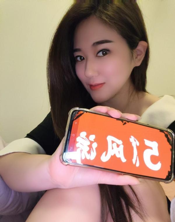 舌吻拉满少妇 1
