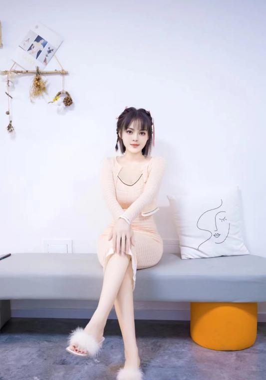 旗袍美臀骚妇媛媛 1