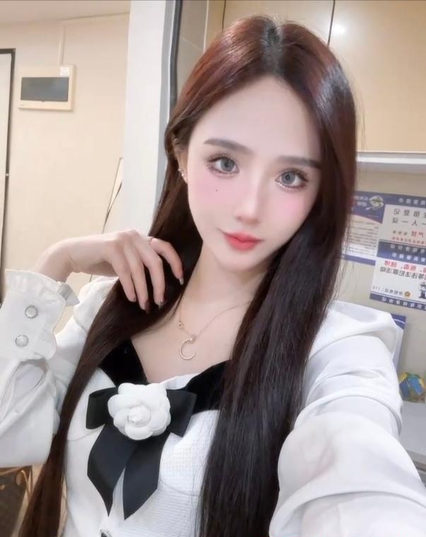 兼职大密女神薇琪 1