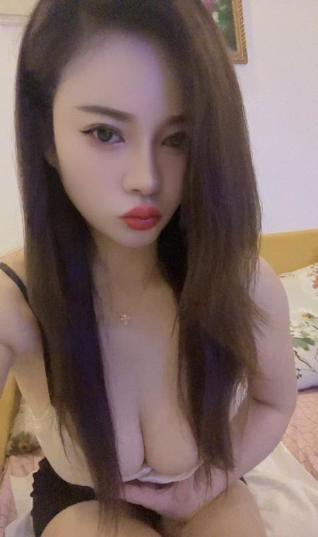 玉龙路服务系小荡妇 1