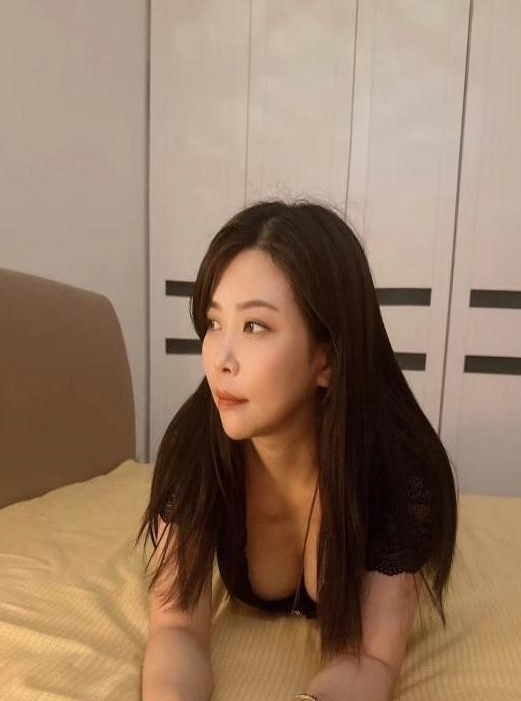 双井气质大屁股少妇 2