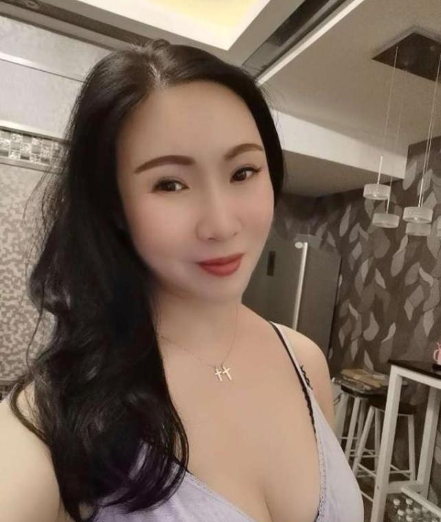 观府国际东北少妇 1