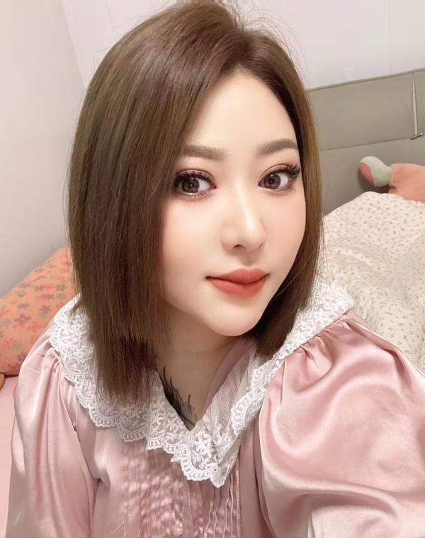 微胖纹身小少妇 3