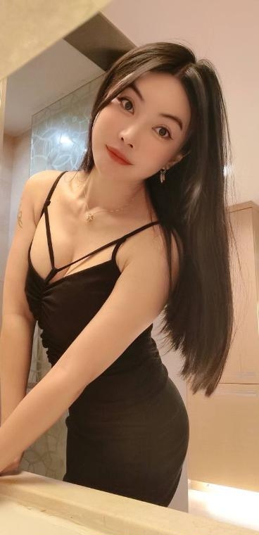 长腿丝袜翘臀妹子 3