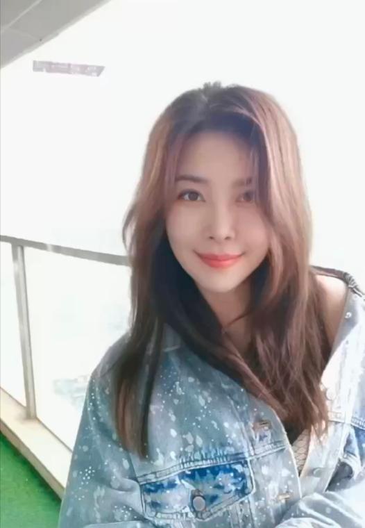 气质少妇甄熙 3