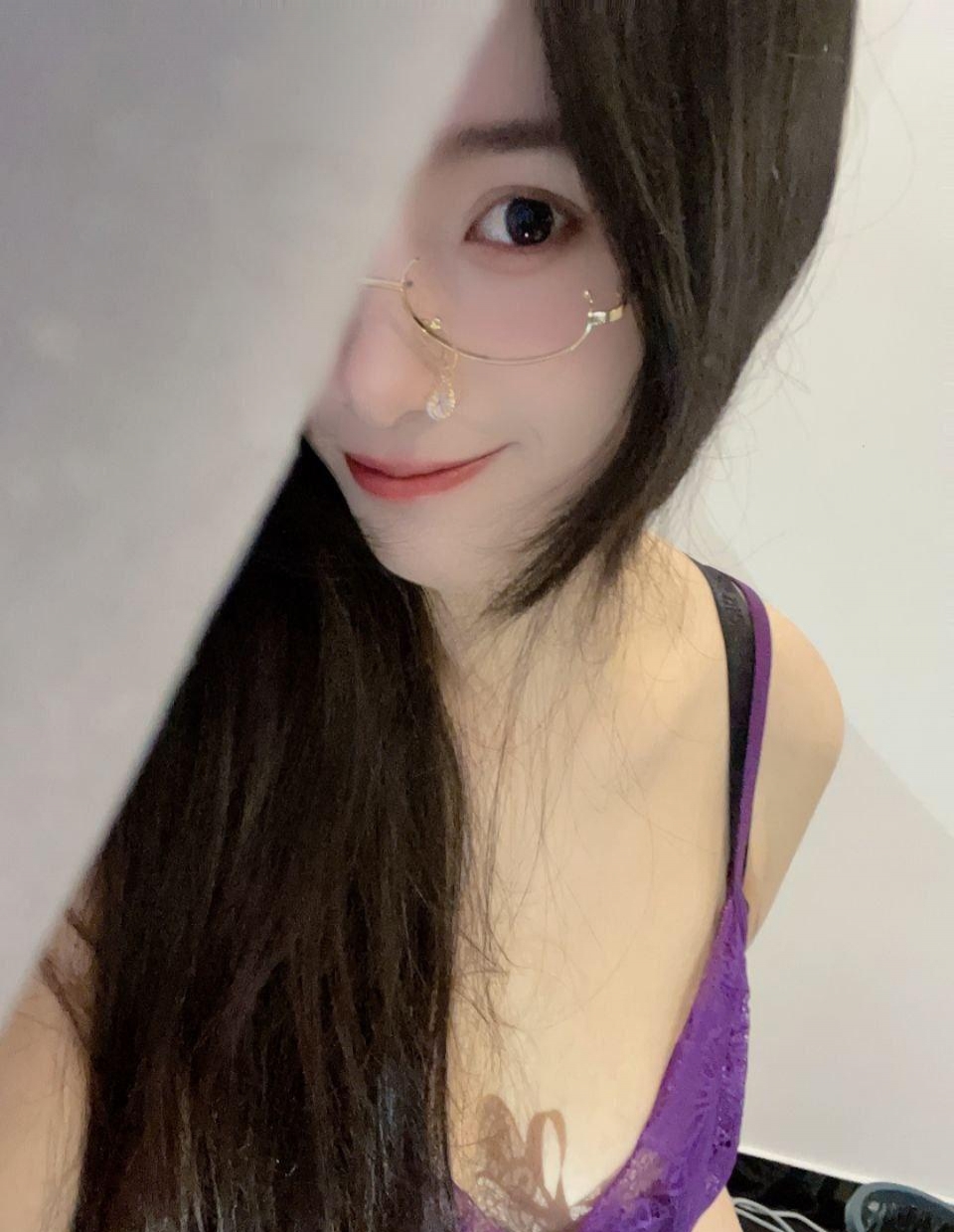 制服诱惑允儿 4