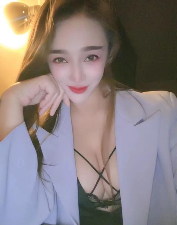 北京巨乳小姨 4