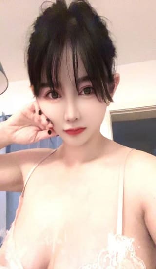 大胸A4腰嫩妹月月