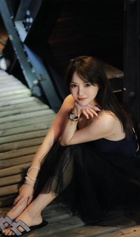 气质清纯颜值妹子 1