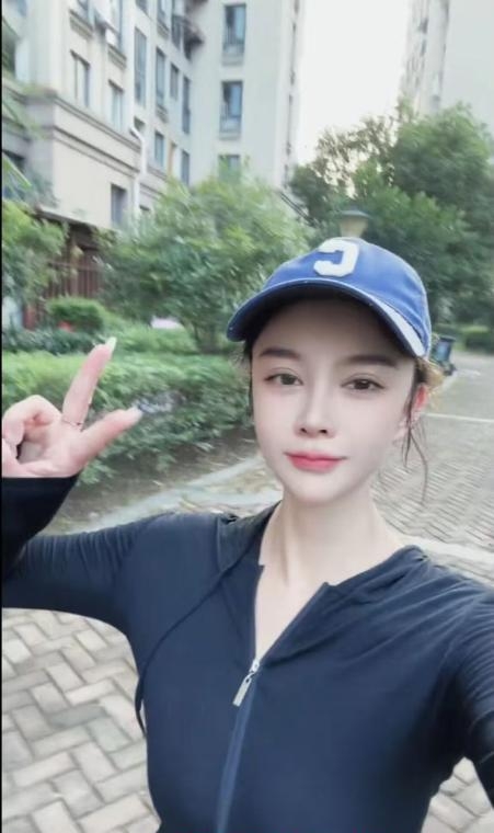 积玉桥性感少妇娜娜 1