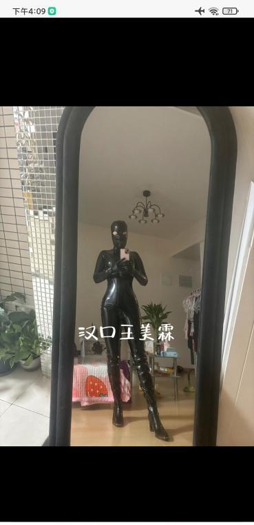 汉口王美lin霖 1