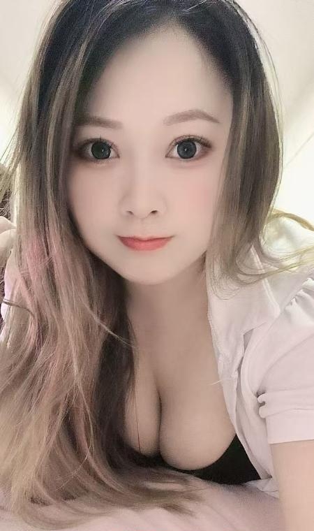 滨海少妇乐乐 2