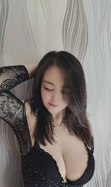 朝阳性感骚臀姐姐 3