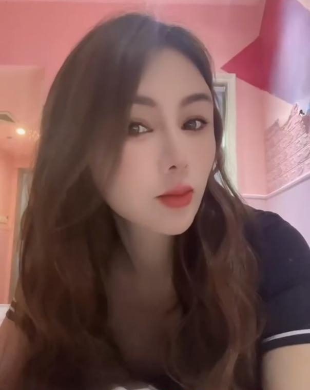 洪山徐东果果 4