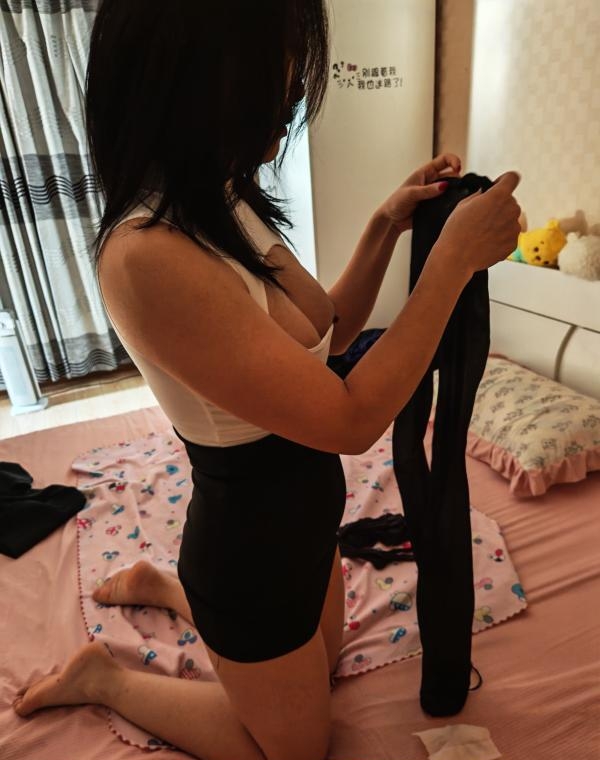平价肥臀s型少妇 1