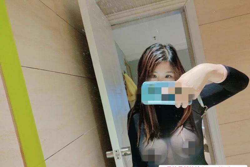 汉口大胸小姐姐 1