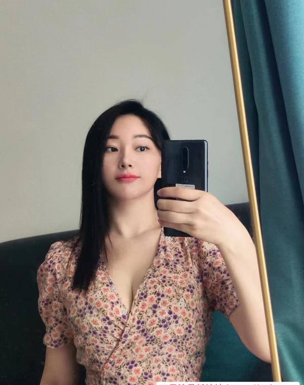 武昌诱人翘臀少妇田田 1