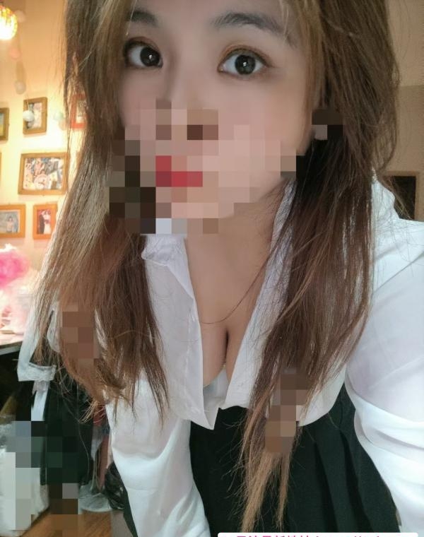 汉口大胸小姐姐 1