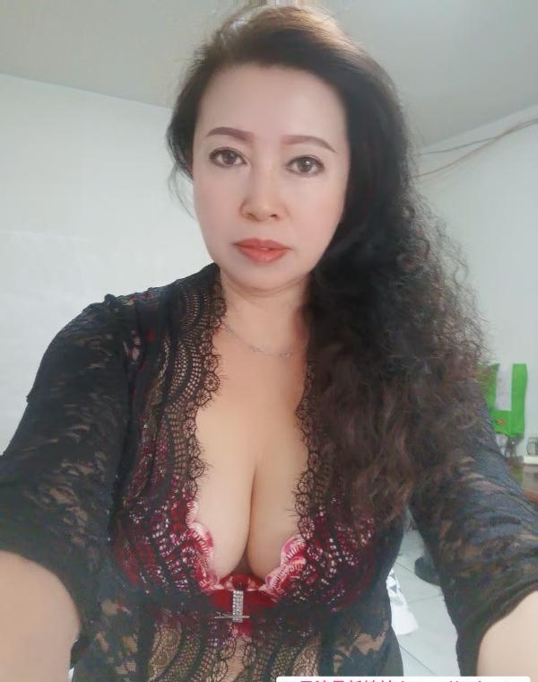 好口活熟女 1