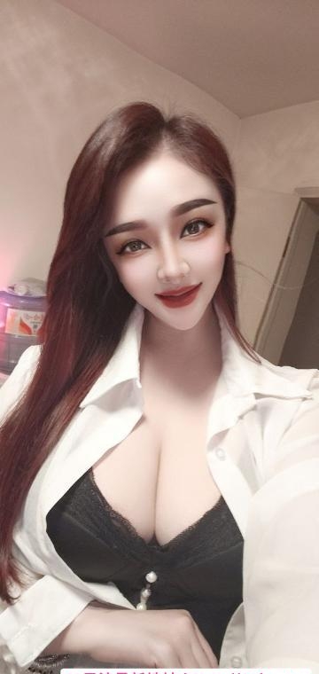 潘家园大奶小姨子 1