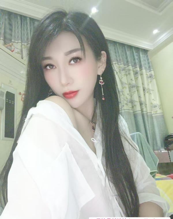 颜射骚妇花妹 1