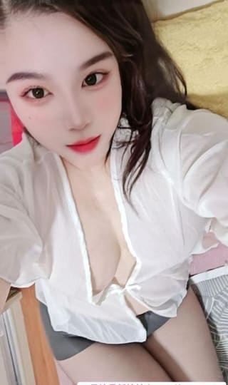 海珠大胸少妇灵灵