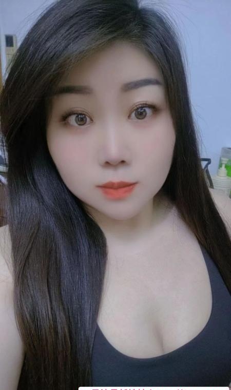 越秀大胸御姐 3
