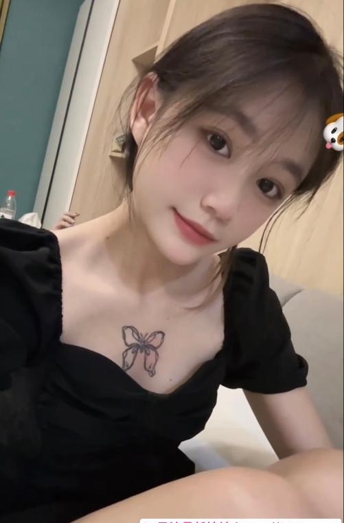 天河乖巧小妹妃妃 1