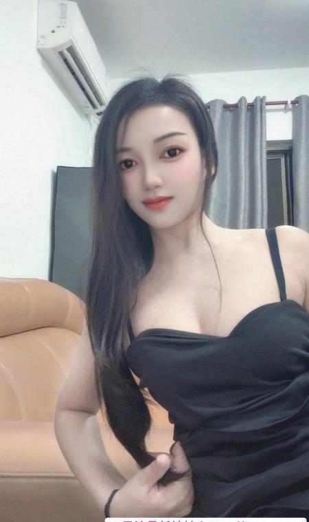 白云梅花园娇娇 1