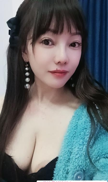 挺有感觉的熟女 1
