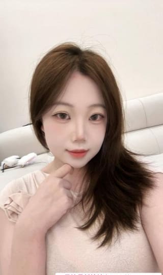 大奶御姐骚妇佳欣