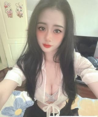 白云丰满大波妹