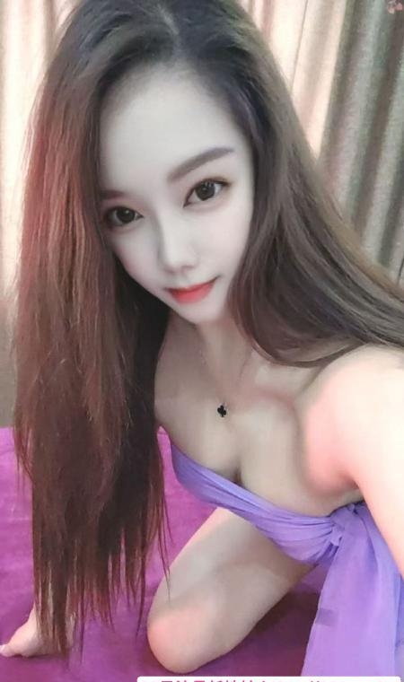 静安马达臀大奶玲玲 1