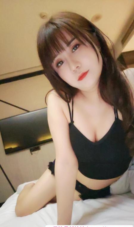 白云静静 1