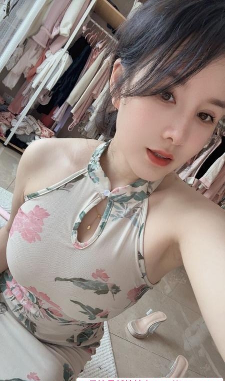 风骚大奶女王妮妮 1