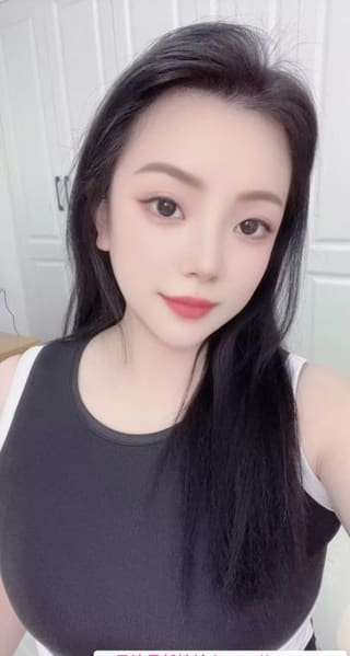 再刷会夹逼的少妇