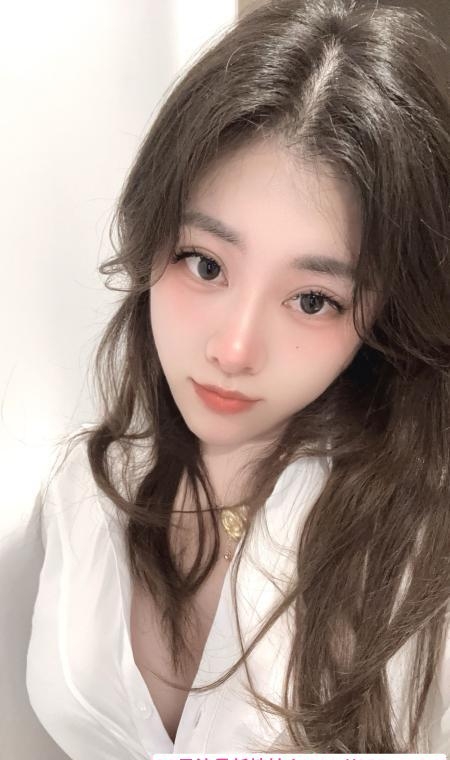 黄埔可人迎容儿 1