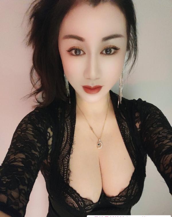 越秀粉乳丽莎 1