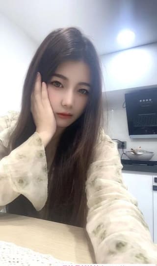 肥臀妹子懒懒
