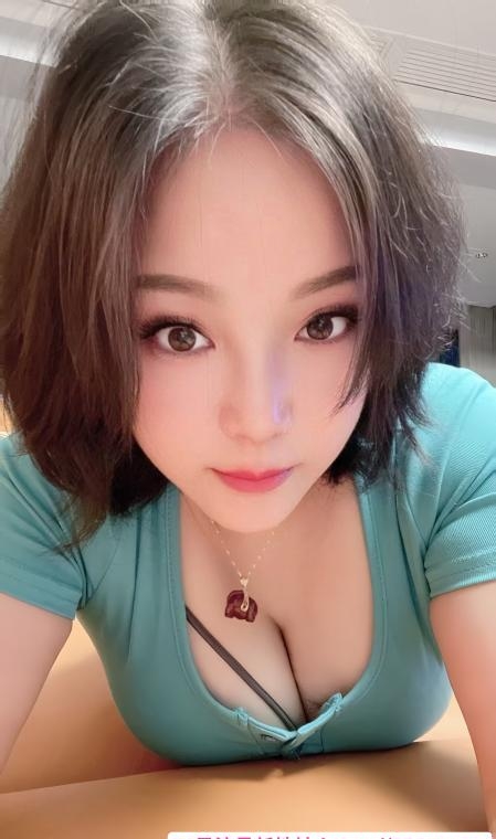 大奶少妇琳琳 1