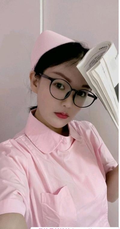女友感护士楚依 2