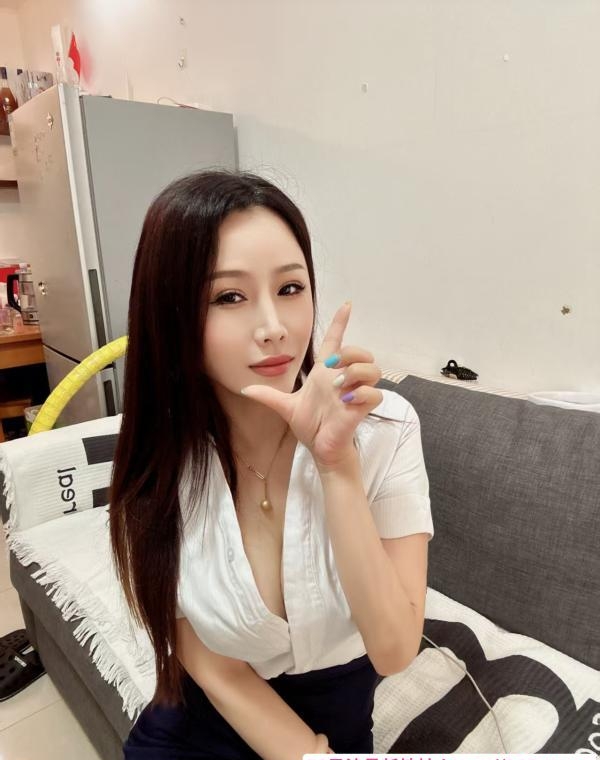 美腿骚丝小雅 2