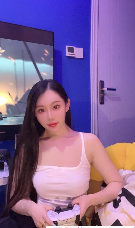 肤白撩人颜值老师 2