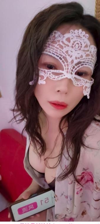 大石坝潮喷御姐 2