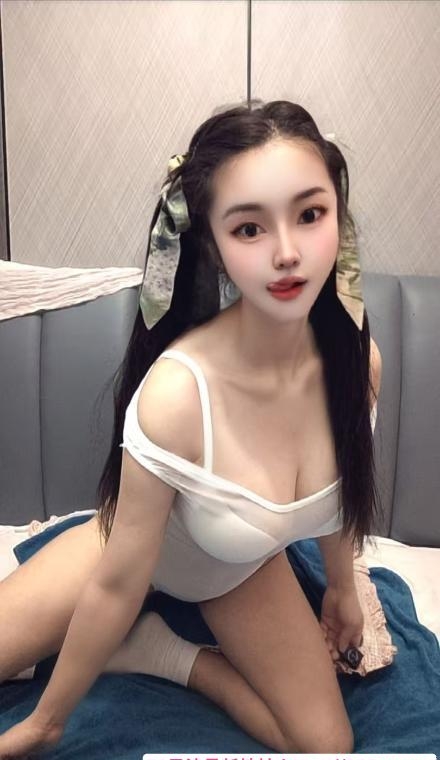 南山大奶小甜甜 2