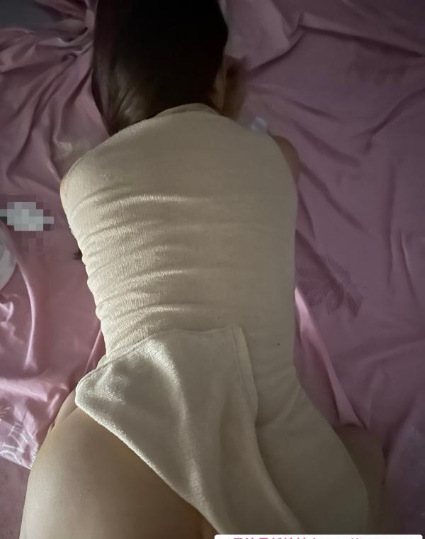 可爱腼腆大胸小妞 2