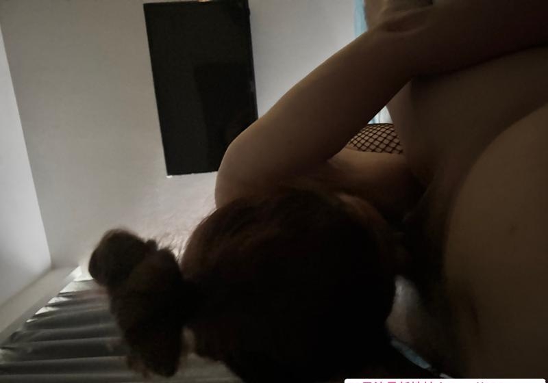 巨乳美妇朵朵 3