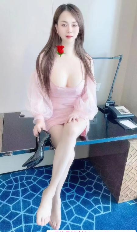 宝安大胸小猪宝 3