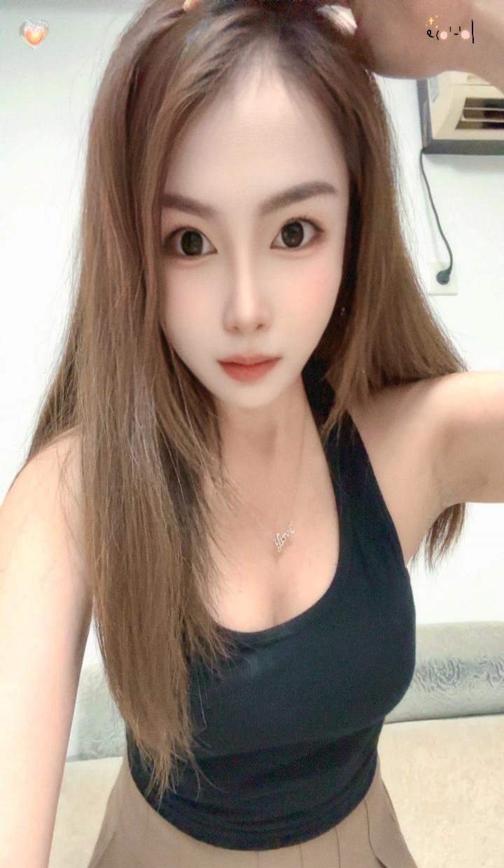 白云敏感水多小湿妹 4